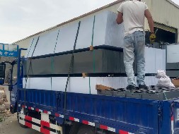 速发！旭东A款钢围挡启程，奔赴深圳龙岗施工一线